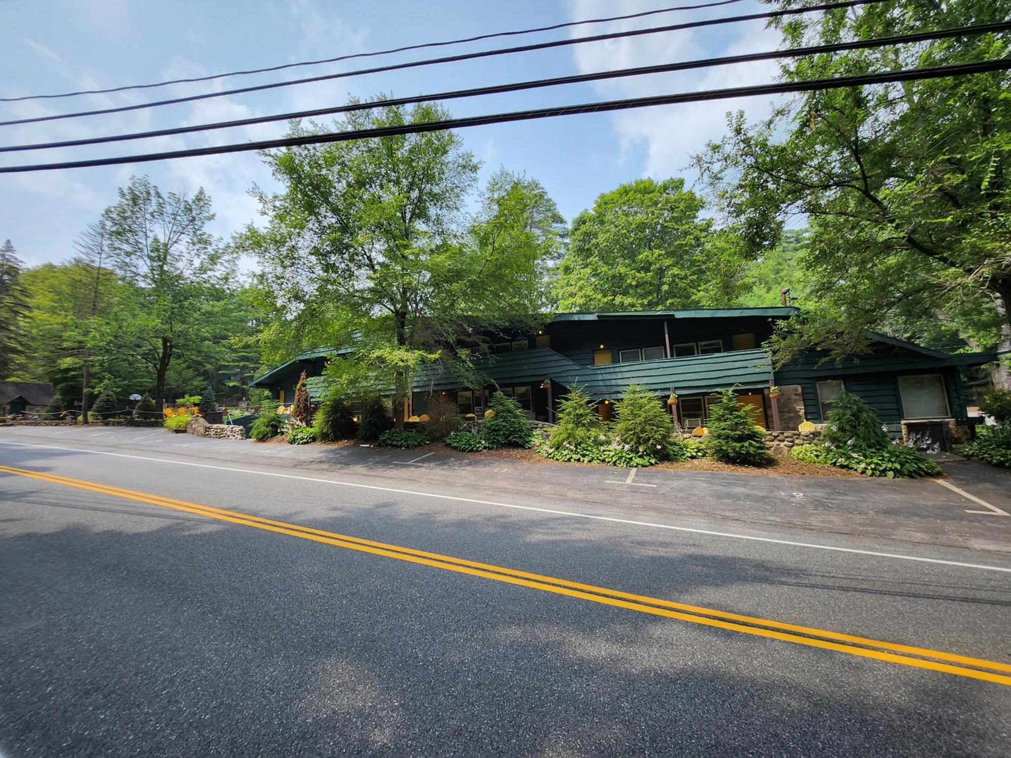 Adirondack Diamond Point Lodge 乔治湖 外观 照片